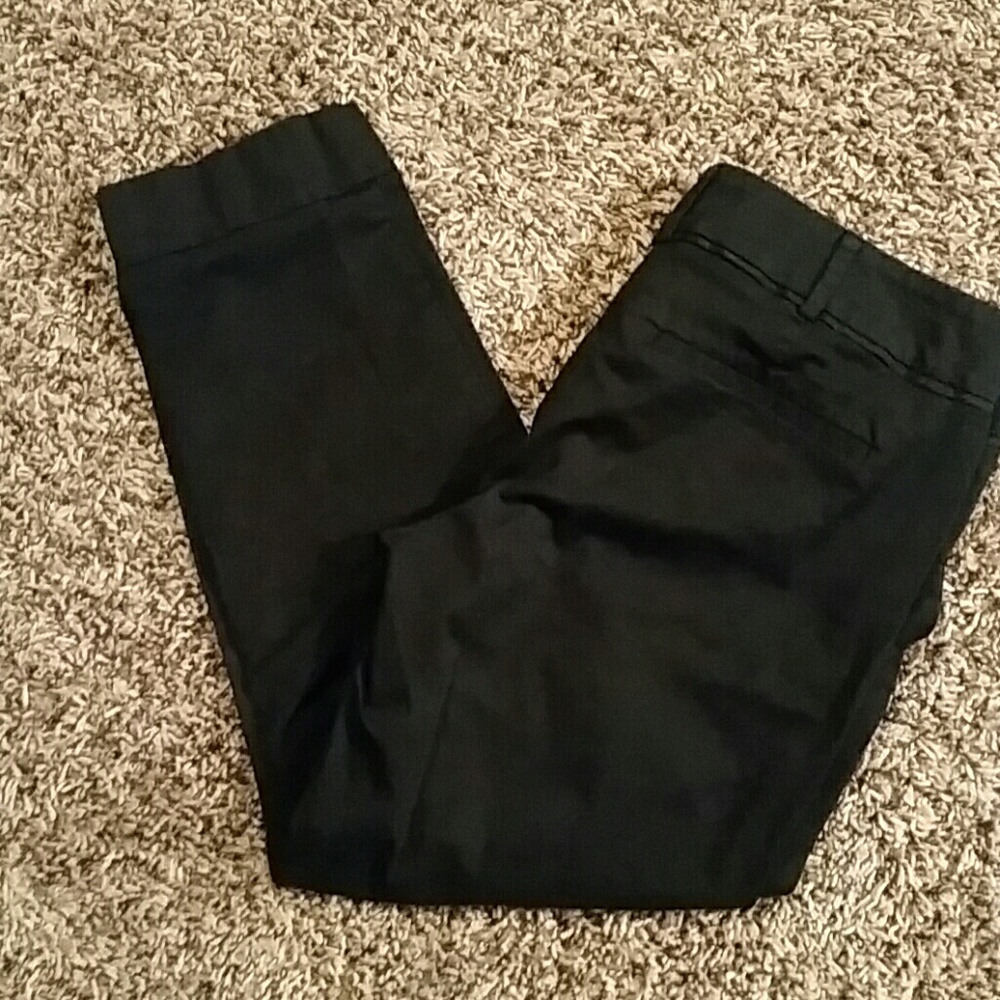 7th Ave NY&Co. Capris